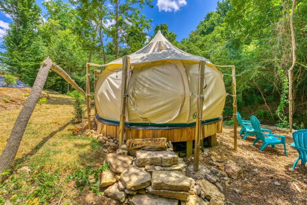 The Gemini-A Dreamy, Waterfront Tiny Cabin Rogersville Exterior foto